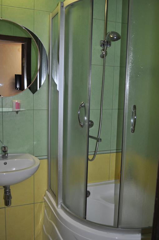 Apartment On Oleksandra Polia Avenue 110 Dnipro Exterior foto